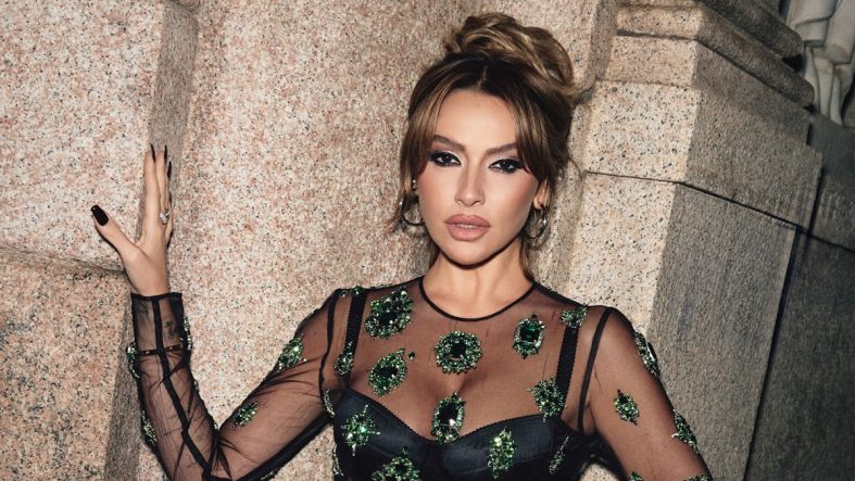 Hadise'nin aile saadeti!