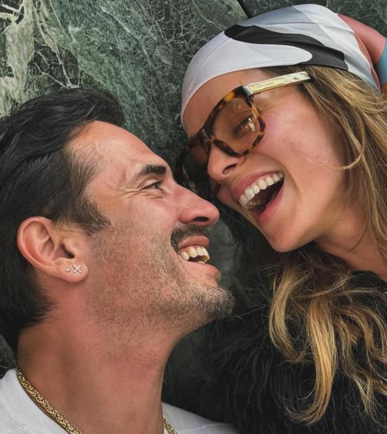 Özge Özpirinçciden eşi Burak Yamantürk’e aşk dolu sözler: Her zaman büyüleniyorum