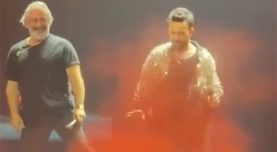 Tarkan Konserinde Cem Yılmaz Sürprizi! Birlikte Şarkı Söylediler