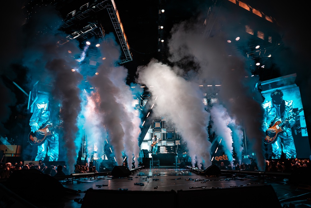 Burak Yeter’den Görkemli Performans